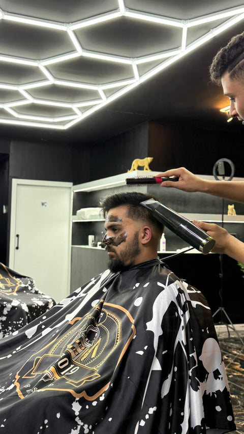 Corte y barba de leyenda.